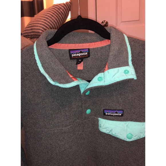 Women’s Patagonia Synchilla Snap-T Pullover - Picture 3 of 4